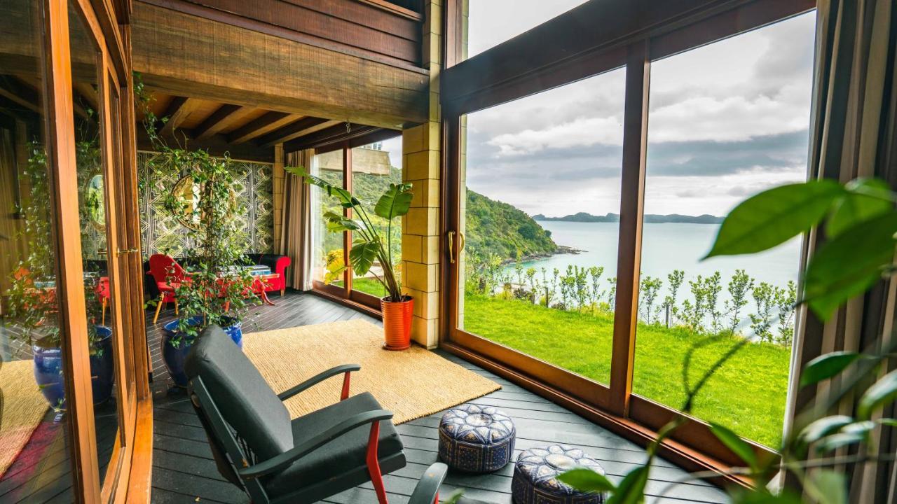 Donkey Bay Inn Russell Bagian luar foto