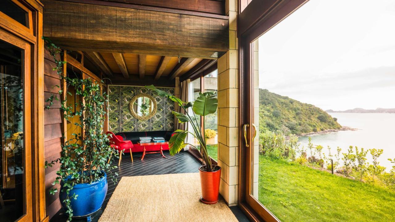 Donkey Bay Inn Russell Bagian luar foto
