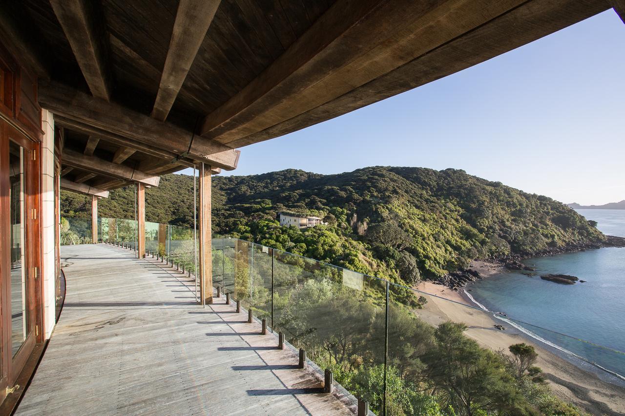 Donkey Bay Inn Russell Bagian luar foto
